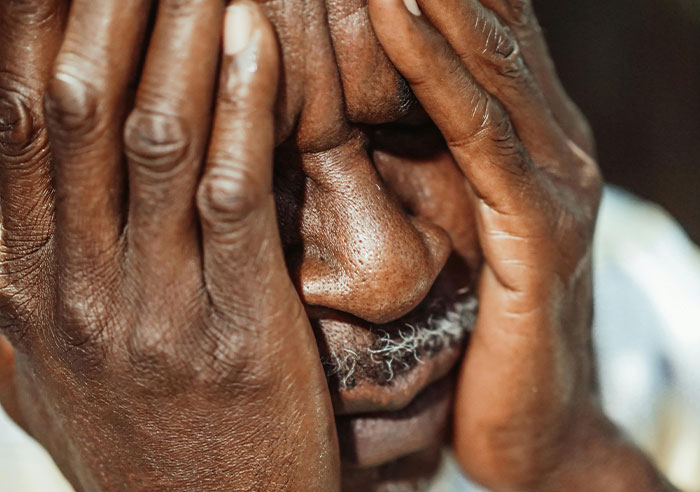 “To This Day It Still Gives Me Chills”: 30 Bizarre Experiences People Still Can’t Make Sense Of