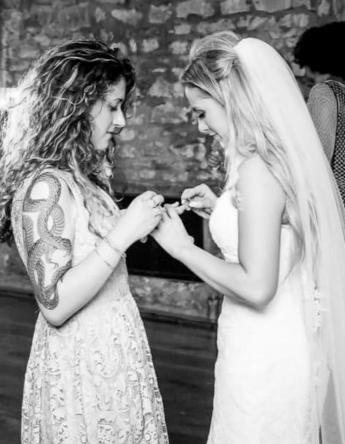 &ldquo;Did You Marry Emma Or Daddy?&rdquo;: After Woman Gets Wedding Photos Back, Son Asks About Bridesmaid