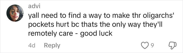 Comment on foreign advice about American current affairs with 9 likes and 2 dislikes.