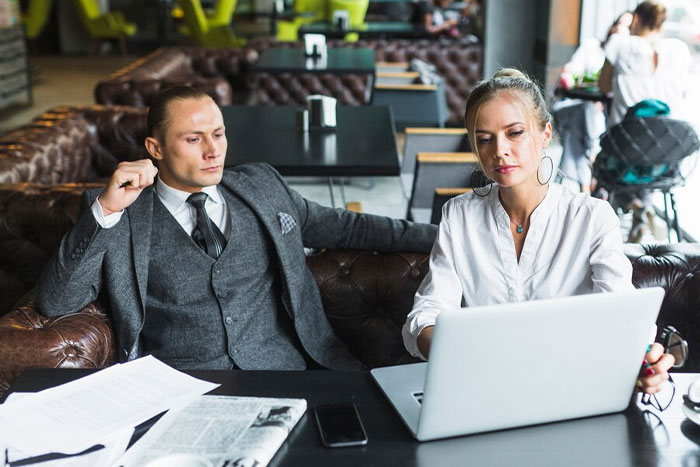 People Are Revealing Their Professions That Earn Them Over $10K A Month