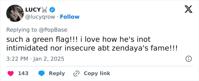 Tweet discussing Tom Holland as a "green flag" regarding Zendaya's fame.