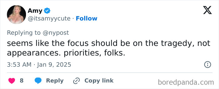 "Narcissist": Anchor Criticized For Pinning Jacket To "Look More Buff" During LA Fire Report "Narcissist": Anchor Criticized For Pinning Jacket To "Look More Buff" During LA Fire Report