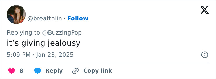 Tweet responding with "it's giving jealousy" to BuzzingPop, highlighting reaction to Cynthia Erivo's Oscar nomination. Tweet responding with "it's giving jealousy" to BuzzingPop, highlighting reaction to Cynthia Erivo's Oscar nomination.