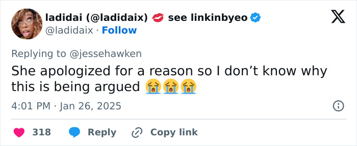 Tweet discussing Zoe Saldaña's blackface scandal apology with crying emojis, dated Jan 26, 2025. Tweet discussing Zoe Saldaña's blackface scandal apology with crying emojis, dated Jan 26, 2025.