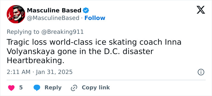 Tweet mentioning a tragic loss of a 'Disney On Ice' actress in the D.C. plane crash.