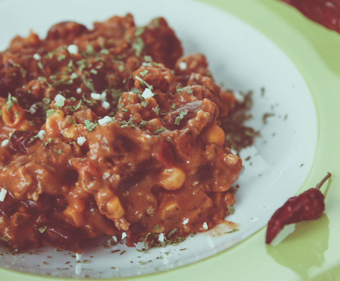 “Special Sauce“: Industry Workers Expose Secrets And The Biggest Rip-Offs On The Menu