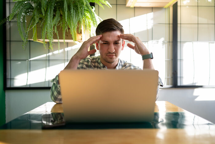 36 Non-Toxic Ways To Spot A Guy Who’s Completely Secure In His Masculinity