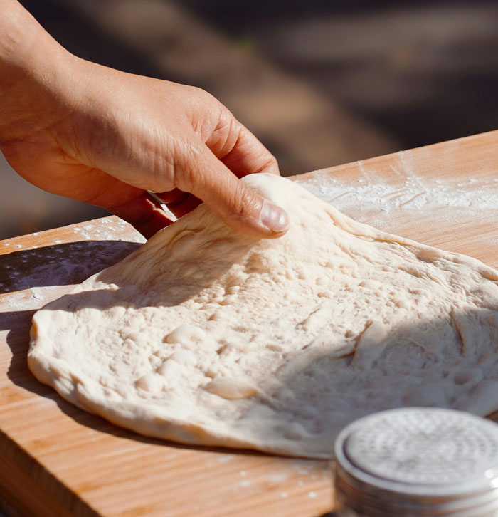 “Special Sauce“: Industry Workers Expose Secrets And The Biggest Rip-Offs On The Menu