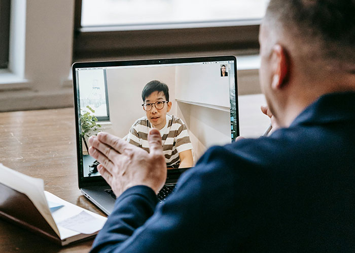 30 Awkward Job Interviews That Left Applicants And Employees Losing Sleep