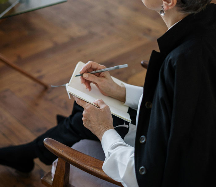 “My Dad Forgot I Was With Him”: 30 Stories Families Would Rather Pretend Never Happened