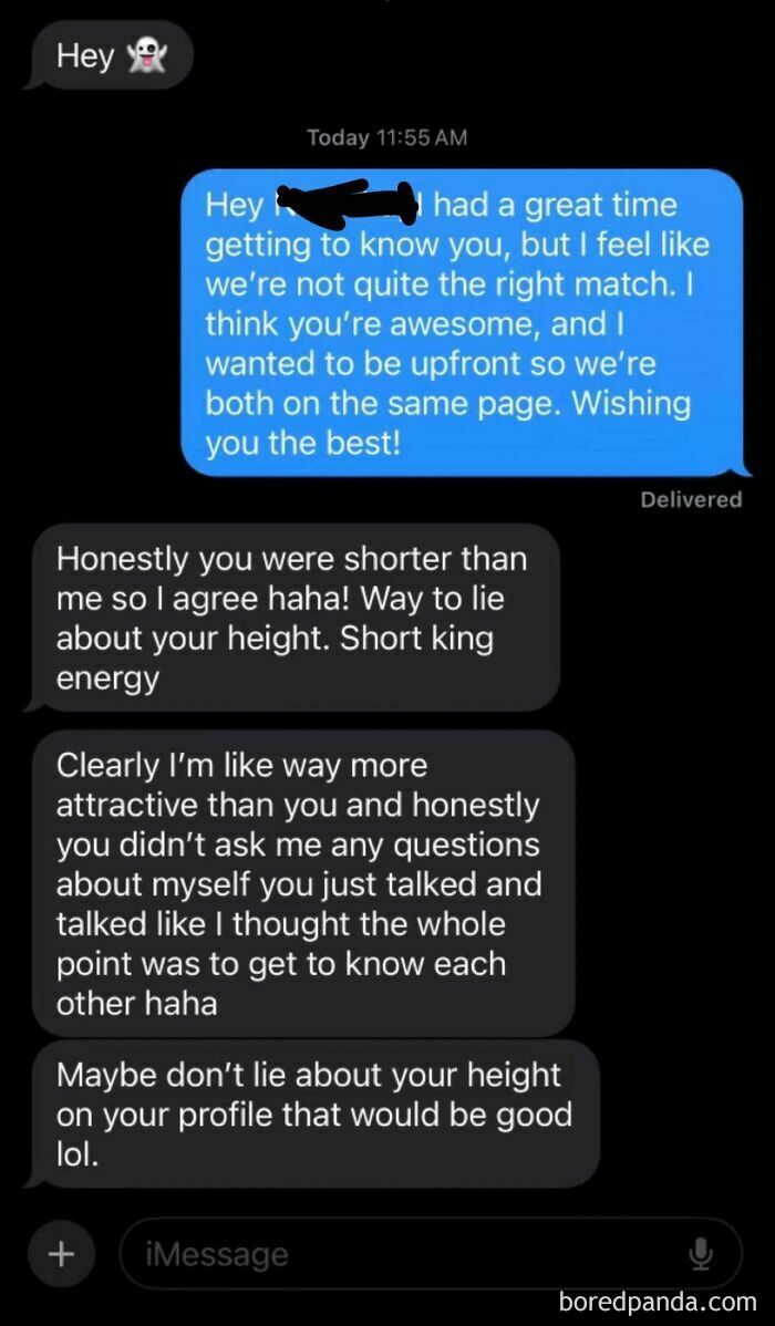 Text conversation highlighting delulu women's exaggerated self-perception needing a reality check.