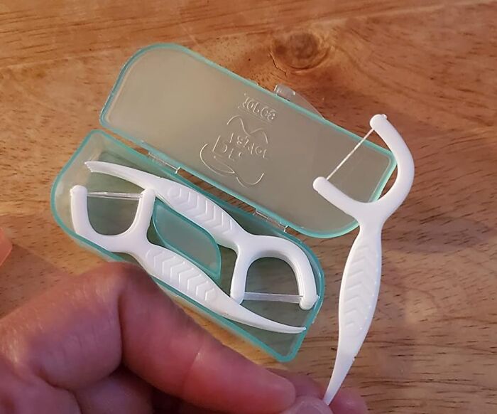 Keep Your Pearly Whites Sparkling Clean While You Travel With This Compact Dental Floss Picks Holder