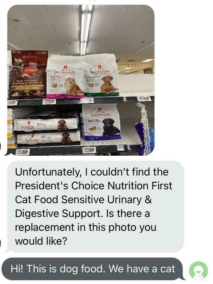 Text exchange showing infuriating chat support reply about incorrect dog food being offered for a cat purchase.