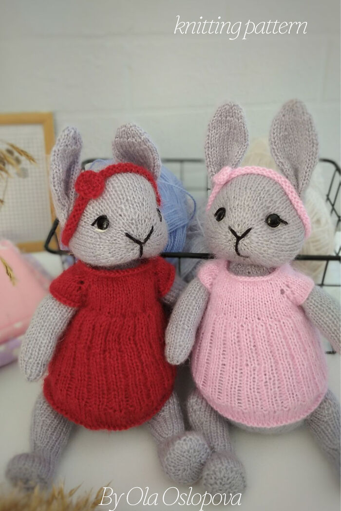 A Perfect Little Project For Easter: My Knitting Pattern Bunnies (6 Pics)