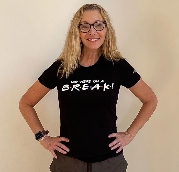 &ldquo;Timing Is Everything&rdquo;: Lisa Kudrow Finds Note Left By Matthew Perry Inside &lsquo;Friends&rsquo; Cookie Jar