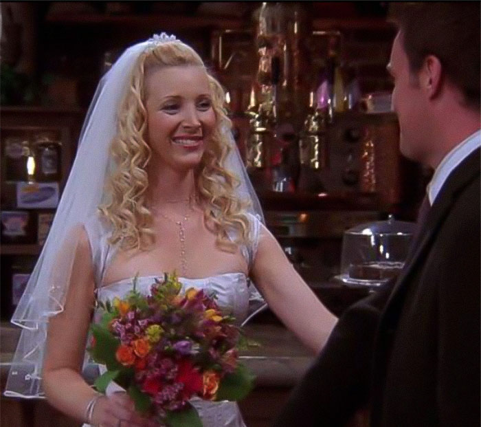&ldquo;Timing Is Everything&rdquo;: Lisa Kudrow Finds Note Left By Matthew Perry Inside &lsquo;Friends&rsquo; Cookie Jar