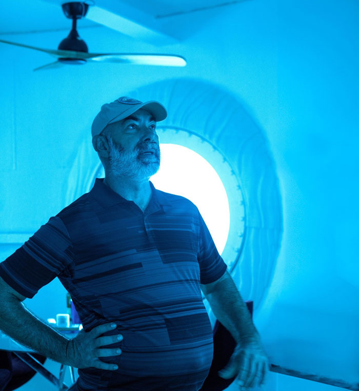 Man Sets World Record For Longest Stay In Underwater Home To Prove Concept Of Ocean Living Man Sets World Record For Longest Stay In Underwater Home To Prove Concept Of Ocean Living