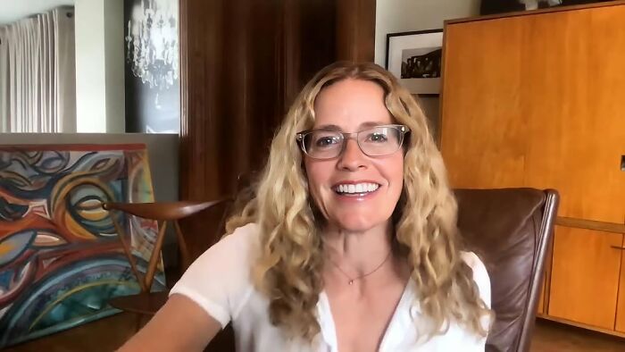 These 36 Server Stories About Celeb Encounters Are A Reminder To Always Be Polite