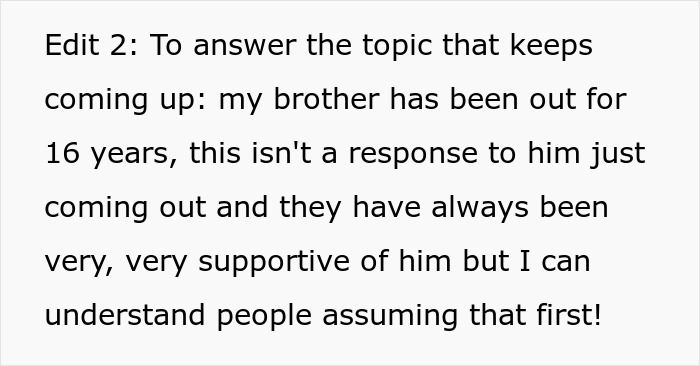 Sibling Fed Up With Parents&rsquo; Favoritism Towards Bro, Leaves Gathering And Exposes Toxic Behavior