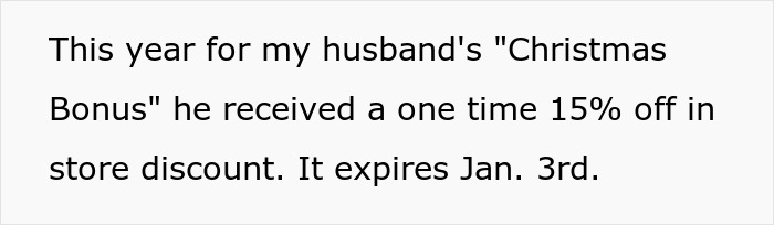 Text about a man's store discount as a Christmas bonus. Text about a man's store discount as a Christmas bonus.