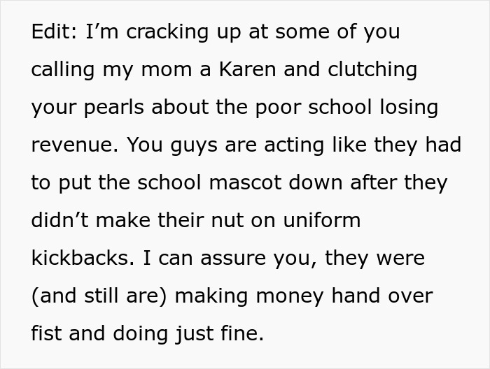 Text discussing a mom exploiting a school dress code loophole, humorously responding to criticism. Text discussing a mom exploiting a school dress code loophole, humorously responding to criticism.