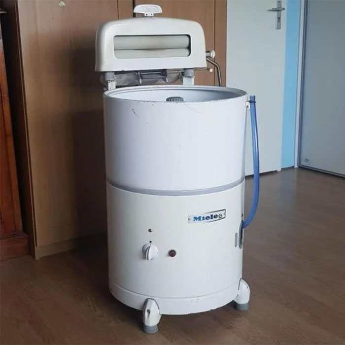 Let Me Present To You A 70 Year Old Washing Machine From 1954