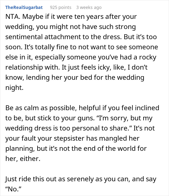 Bride Threatens To Steal Stepsister’s Wedding Dress, She Gives Her Back The Invitation Instead Bride Threatens To Steal Stepsister’s Wedding Dress, She Gives Her Back The Invitation Instead