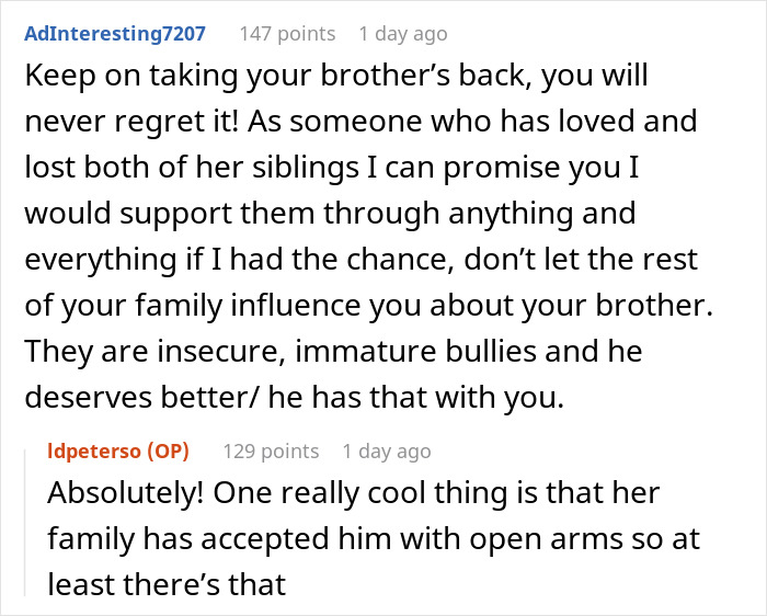 Family conflict over brother dating someone wealthier, supportive online comments.