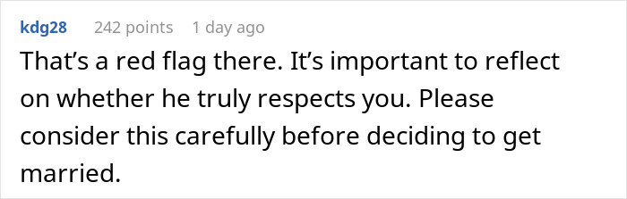 Online comment addressing a racist joke about a woman's upbringing, warning it's a red flag in the relationship. Online comment addressing a racist joke about a woman's upbringing, warning it's a red flag in the relationship.