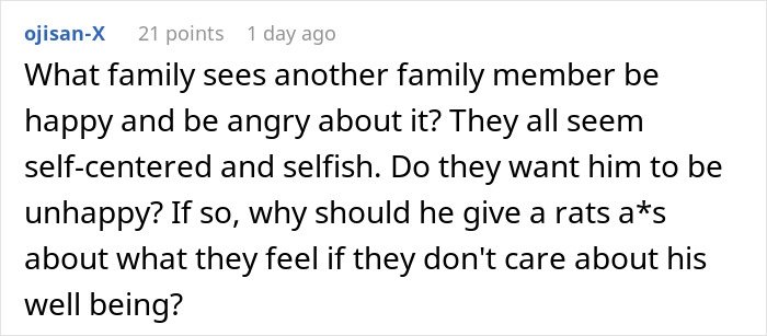 Comment addressing family issues over dating someone wealthier, questioning priorities and happiness.