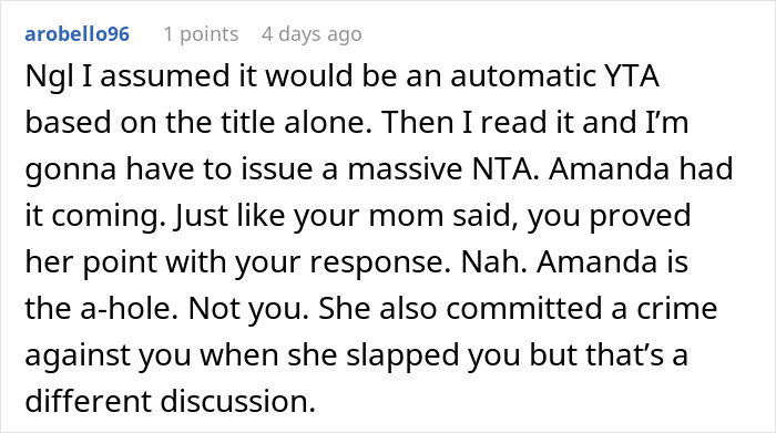 Reddit comment discussing a debate over body image preferences.