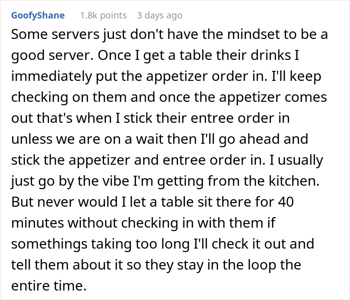 Text about a server's approach to serving tables, mentioning a 40-minute wait experience.
