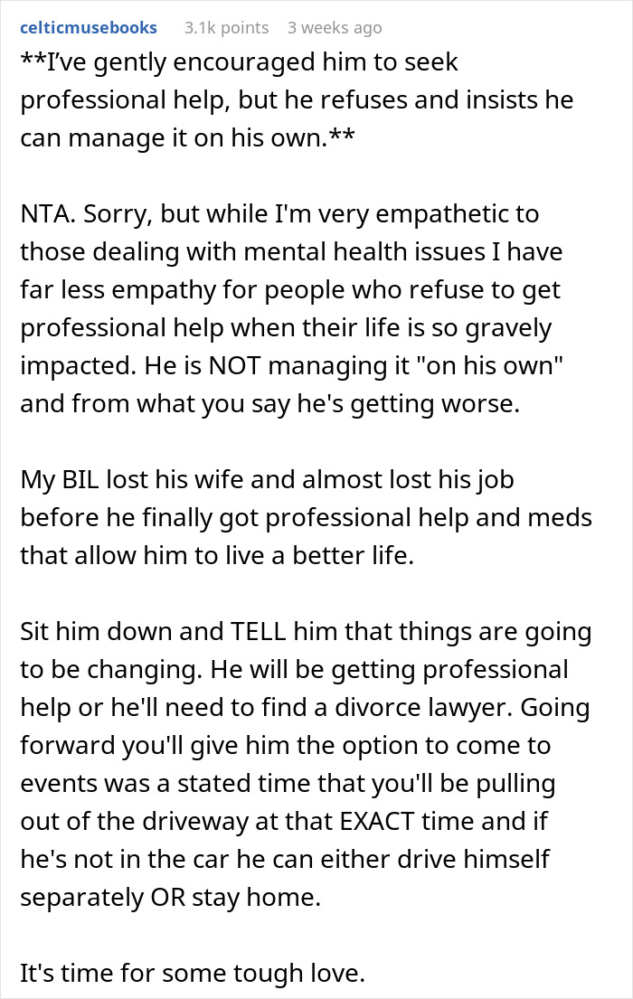 Reddit comment discussing partner's OCD issues and the need for professional help.