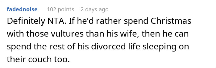 Reddit comment criticizing a husband for choosing his mom and sister over his wife.