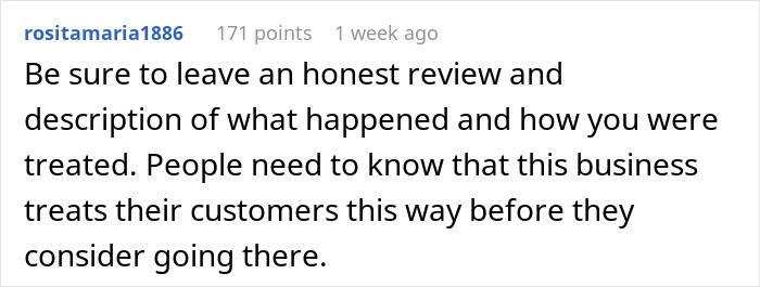 A comment advises leaving a review about a bartender attack over tipping issues.