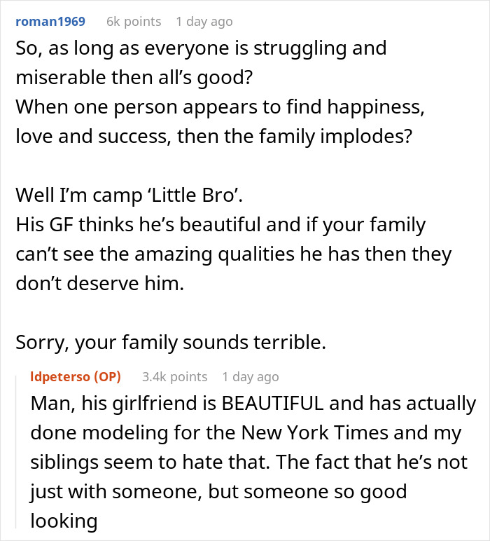 Reddit thread discussing family issues and dating wealthier individuals.