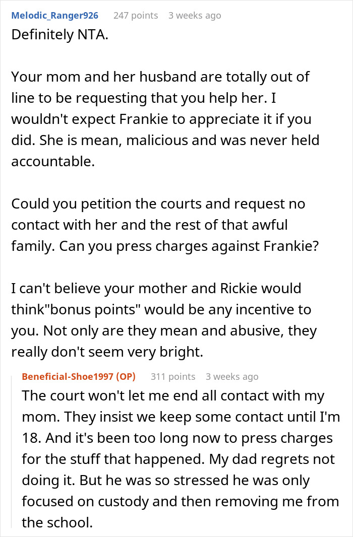 Reddit conversation discussing teen's bullying experience and family issues.