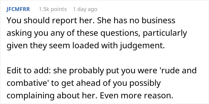 Reddit comment discussing a nurse&rsquo;s inappropriate questions during a hysterectomy appointment.