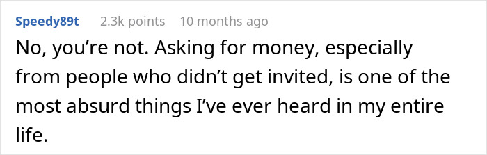 Reddit comment discussing refusal to pay for a friend&rsquo;s wedding after being uninvited.
