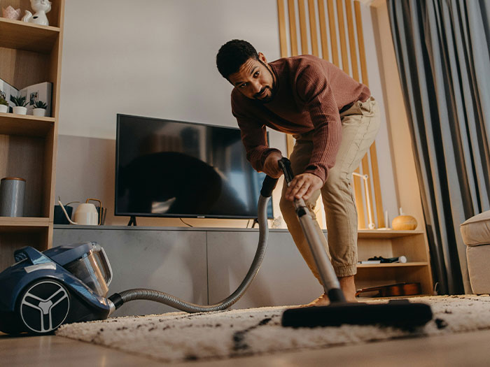 Dad&rsquo;s Effort To Empower Stepdaughter Backfires, Wife Leaves Mid-Argument Over Gender Roles