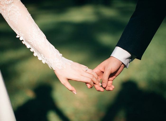 Bride And Groom Decide To Have Two Weddings: "Please Tell Me I&rsquo;m Not Delusional"