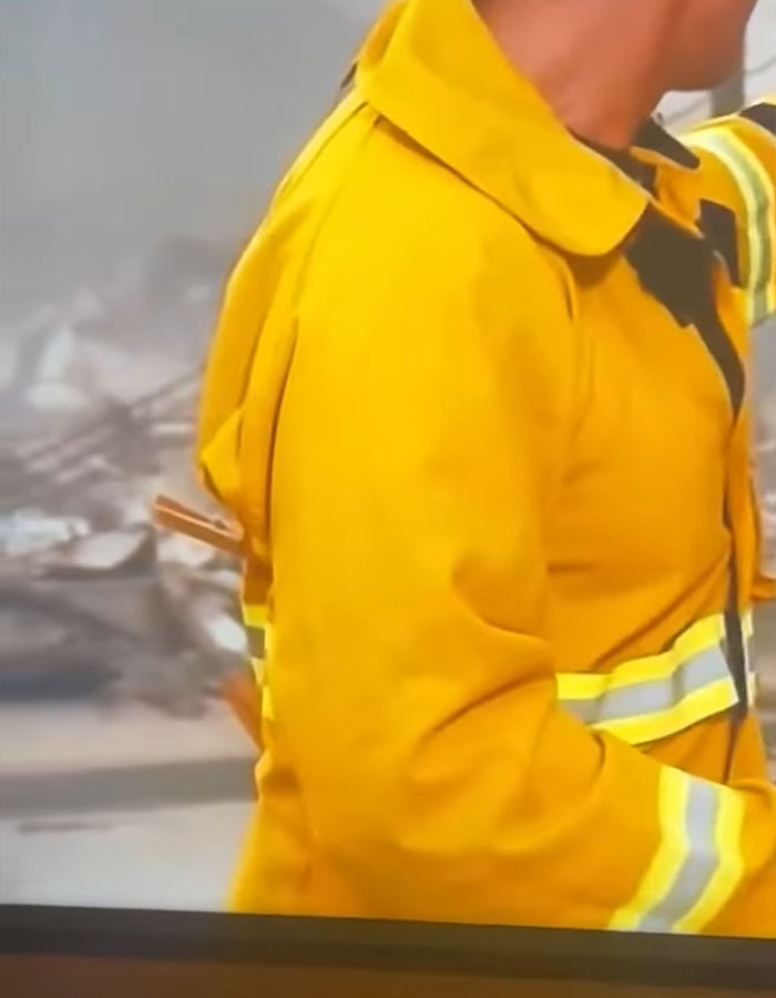 "Narcissist": Anchor Criticized For Pinning Jacket To "Look More Buff" During LA Fire Report "Narcissist": Anchor Criticized For Pinning Jacket To "Look More Buff" During LA Fire Report