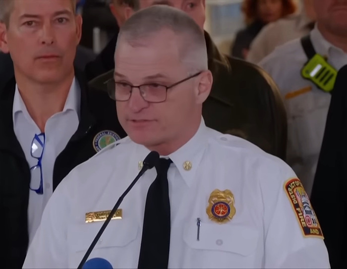 District of Columbia fire chief John Donnelly addressing media after DC crash. District of Columbia fire chief John Donnelly addressing media after DC crash.