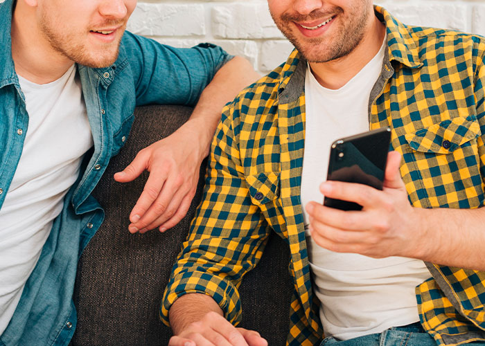 Man Thinks Brother’s Girlfriend Is Into Him, Learns The Hard Way She Isn’t: “You Need Therapy” Man Thinks Brother’s Girlfriend Is Into Him, Learns The Hard Way She Isn’t: “You Need Therapy”