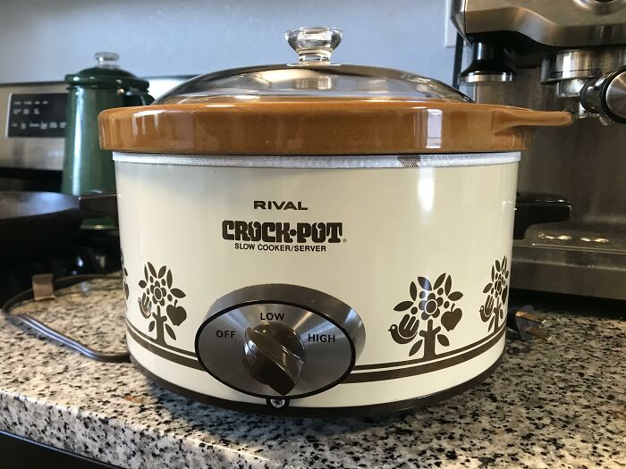 Retro Crock-Pot slow cooker on a kitchen counter, a space-saving and money-saving kitchen appliance.