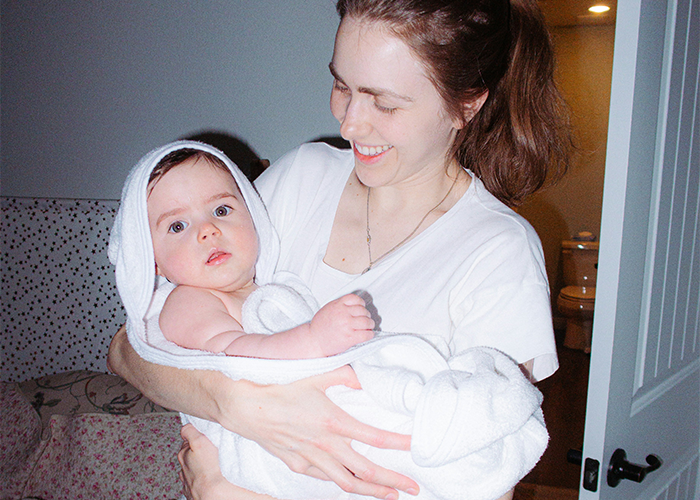 &ldquo;What&rsquo;s The Point Of Getting A New Wife&rdquo;: Man Defends Fiancee From His Mother, Kicks Her Out