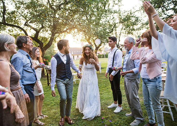 &ldquo;What&rsquo;s The Point Of Getting A New Wife&rdquo;: Man Defends Fiancee From His Mother, Kicks Her Out