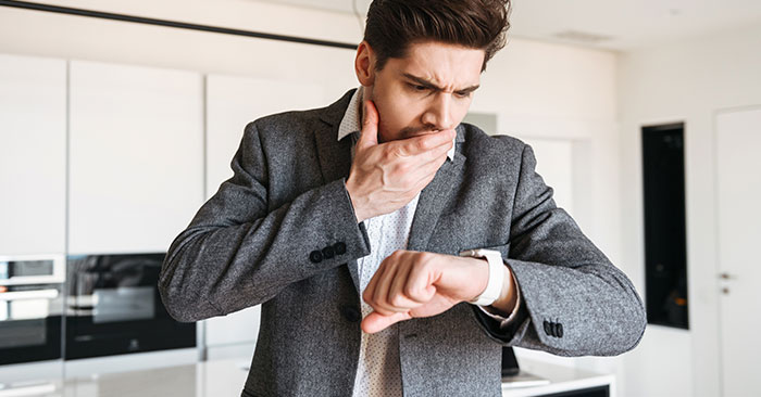 Man Asks Partner With OCD To Start Getting Ready 2 Hrs In Advance, Leaves Him When He’s Still Late