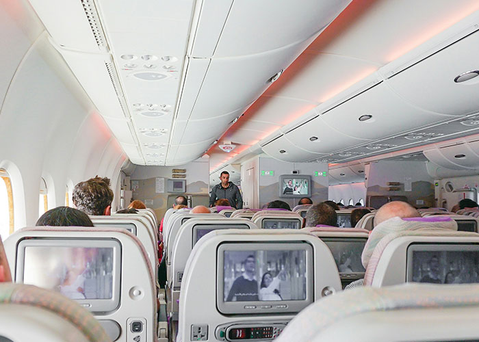 “Behave Yourself”: Man Teaches Dad Manners After He Tried To Sit Next To His Kid “Behave Yourself”: Man Teaches Dad Manners After He Tried To Sit Next To His Kid