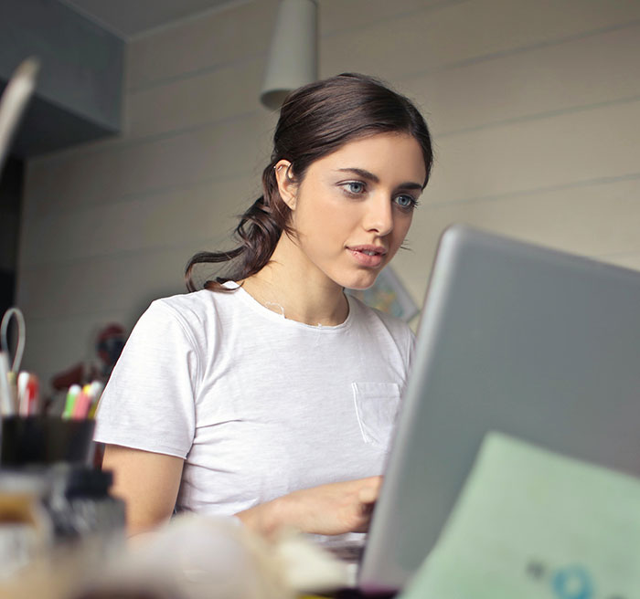 “We Never Went Back”: 30 Reasons That Made People Ditch A Company For Good